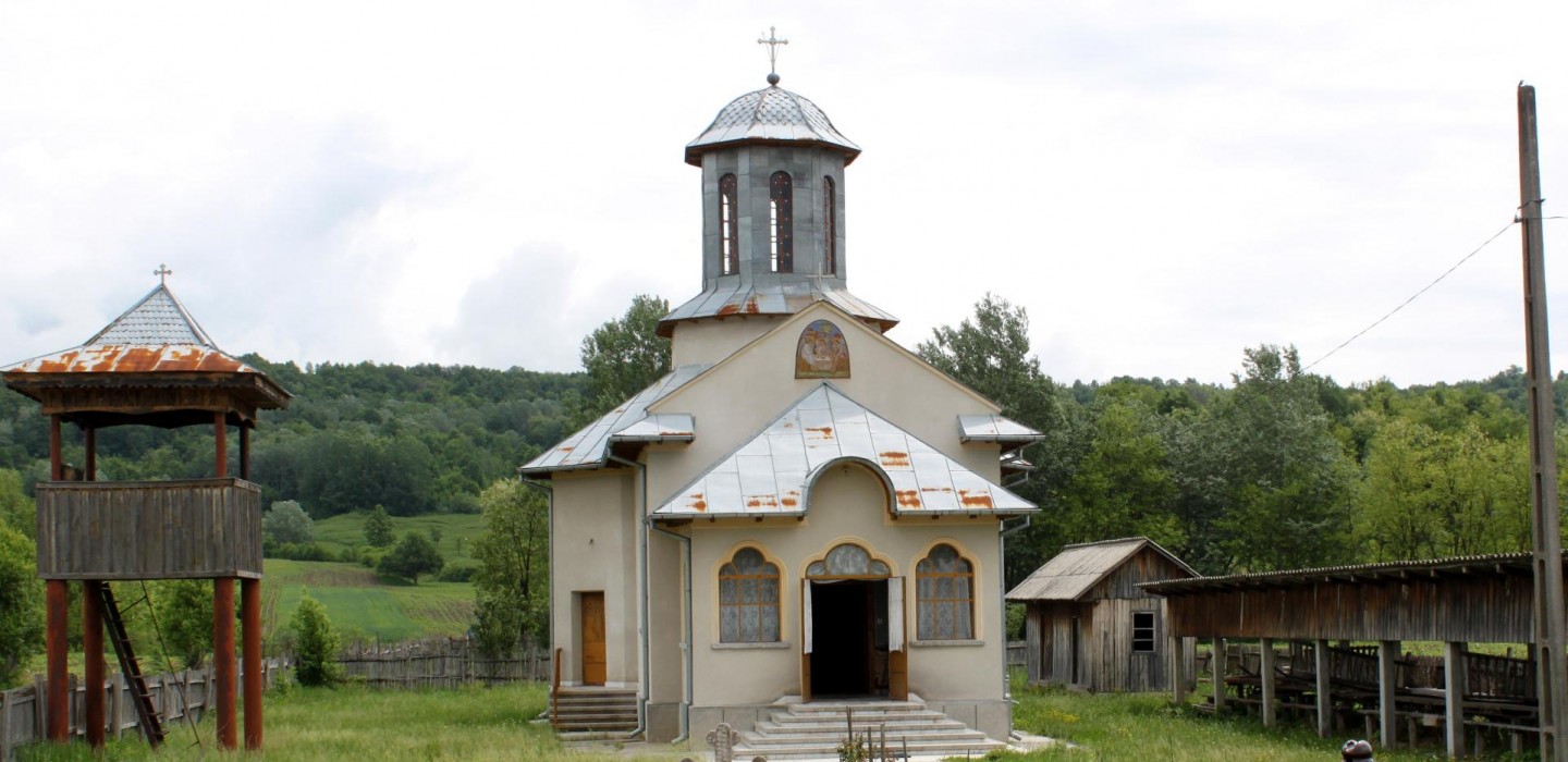 Biserica din Budele